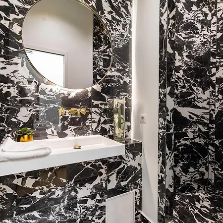 Chic House - 3br 8p - Ternes Arc De Triomphe * Parigi